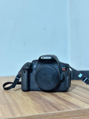  Canon Eos Rebel Kit T5i + 18-55m + 50mm Dslr Cor  Preto