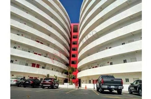 Imagen 20 de 25 de Lujoso Departamento Con Hermosa Vista Panorámica Al Mar Ubicado En Playas De Tijuana A Unos Pasos Del Mar