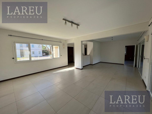 Imagen 14 de 30 de Casa En Venta En Villa Olivos