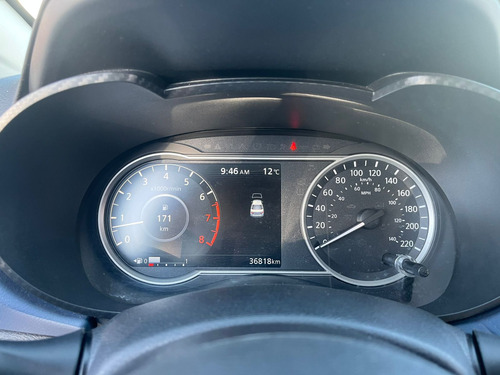Nissan Versa 1.6 Advance Mt