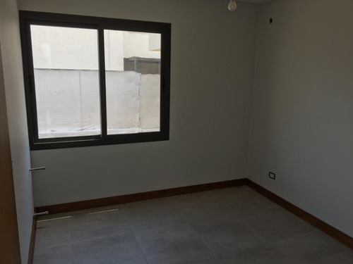 Imagen 8 de 14 de Casa En Barrio Pórtico Del Sol 2