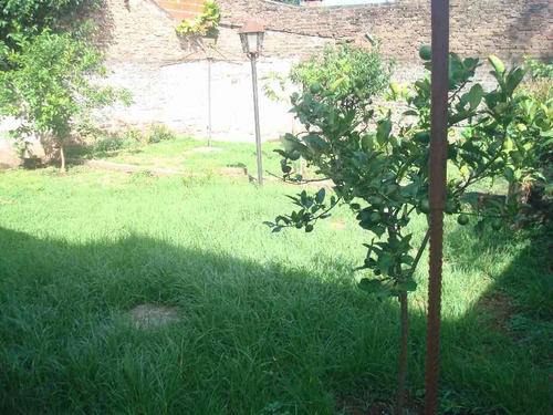 Imagen 2 de 10 de Casa En Venta En Moron Sur