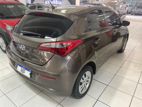 Imagem 4 de 9 de Hb20 1.0 Comfort Plus 12v Flex 4p Manual