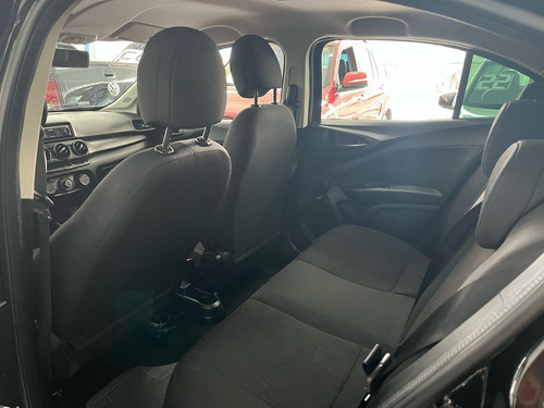 Fiat Cronos 1.0 Flex 4p