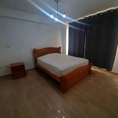 Imagen 5 de 9 de Alquila Townhouse Conj. Resd. Costa Dorada - Puerto La Cruz