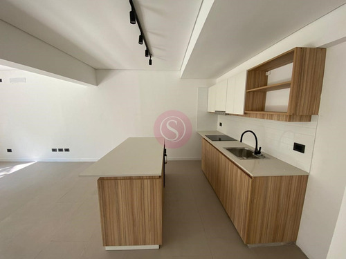 Casa En Venta En Benavidez, Tigre, G.b.a. Zona Norte