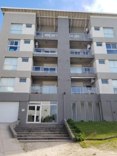 Imagen 2 de 22 de Venta De Departamento En Valeria Del Mar