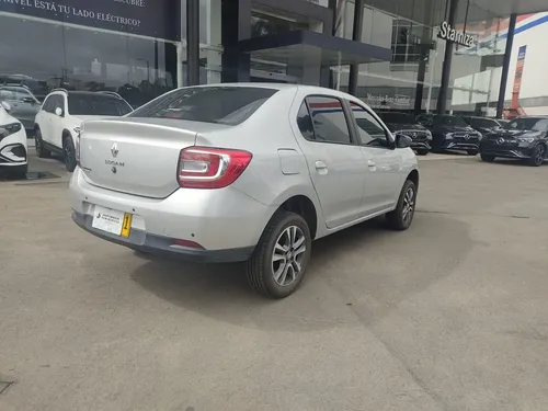 Renault Logan 1.6 Intens Aut