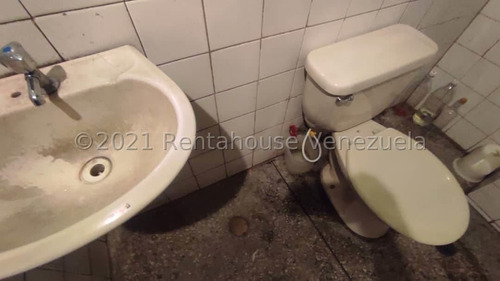 Imagen 12 de 12 de Mayra Ysabel Cedeño Vende Edifici0 Comercial En El Centro, Maracay Cod 22-13057