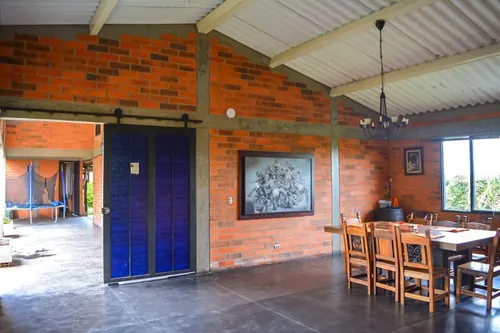 Casa Campestre En Arriendo Via Chinchina (279059917).