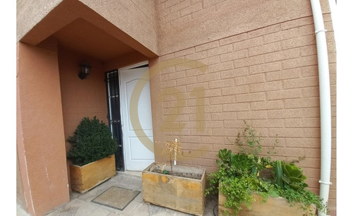 Se Vende Casa En Villa Raúl Silva Henríquez