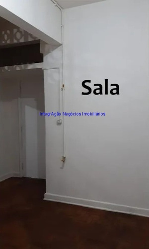 Imagem 8 de 18 de Apartamento 37m², 02 Dormitórios E 01 Banheiro. Condomínio Com Portaria 24hrs E Churrasqueira. Excelente Localização Á 6 Minutos Andando Para A Esta - 21101803 - 70215472