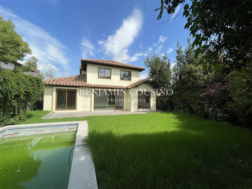 Casa En Venta De 3d Piedra Roja Chicureo