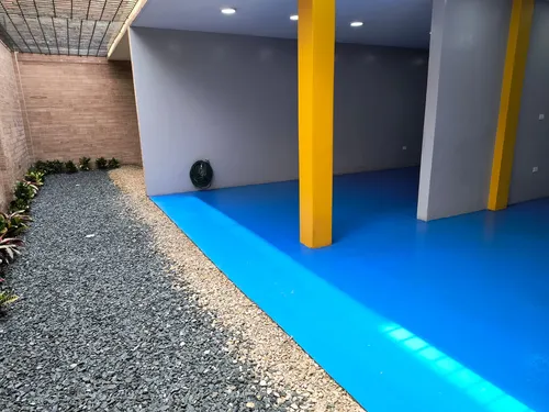 Vendo Espectacular Local En Prados Del Norte