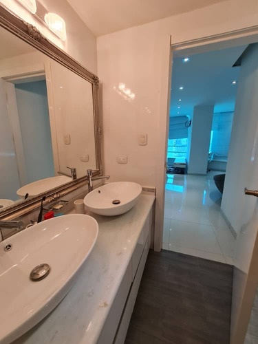 Imagen 5 de 30 de Penthouse Torre Colon - Altavista, Puerto Ordaz