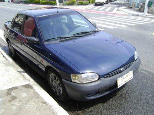 Imagem 3 de 11 de Ford Escort Gl 16v