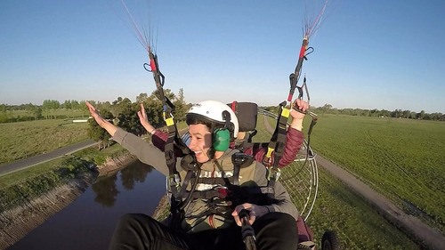 Imagen 7 de 8 de Vuelo En Parapente - Paratrike - Vuelan 2 + Video Y Foto Hd