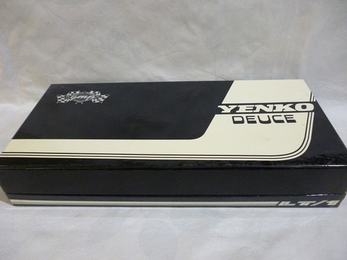 Gmp Caja Expositora De Autos Yenko Deuce - J P Cars