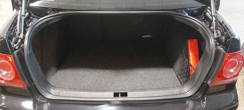 Imagen 15 de 16 de Volkswagen Bora 2010 1.8 Highline T Tiptronic Cuero