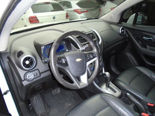 Imagem 11 de 17 de Chevrolet Tracker Ltz Ano 2015 Cor Branco 63.000km Nova