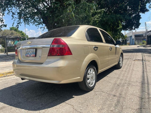 Imagen 3 de 7 de Chevrolet Aveo Lt