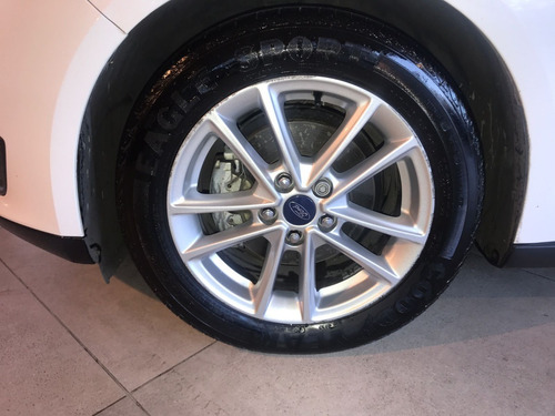 Imagen 8 de 13 de Ford Focus S 4p Sedan 2018 Gnc Usado Premium Contado