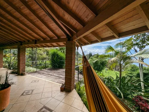 Finca En Venta En Copacabana. Cod V11883