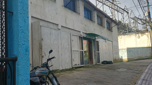 Locales Comerciales En El Junquito