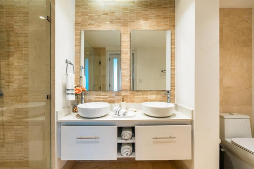 Renta Apartamento En Primera Linea De Playa, Punta Palmera, Cap Cana, Punta Cana