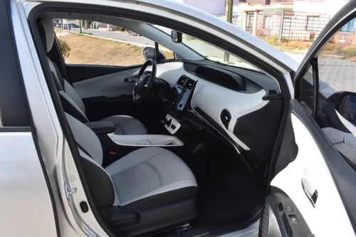 Toyota Prius Premium SR