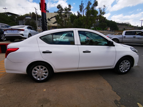 Imagen 8 de 12 de Nissan Versa Drive Tm 2018