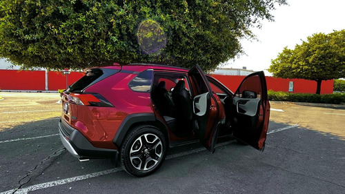 Toyota RAV4 2.5 Adventure 4wd At