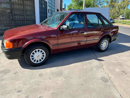Imagen 3 de 7 de Ford Escort 1992 1.6 Gl Aa