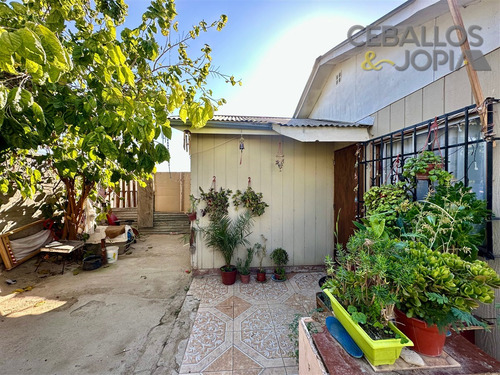 Casa En Venta De 2 Dorm. En Quilpué