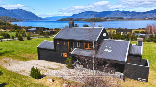 Casa En Exclusivo Condominio En Panguipulli