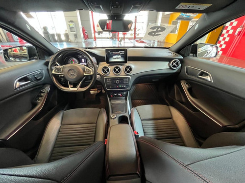 Mercedes-Benz Clase GLA 2.0 250 Cgi Sport Sin Techo At