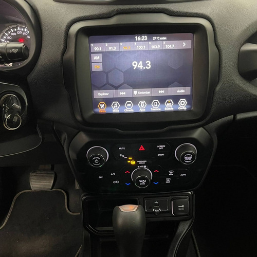 Imagem 11 de 11 de Jeep Renegade 1.8 16v Flex Longitude 4p Automático