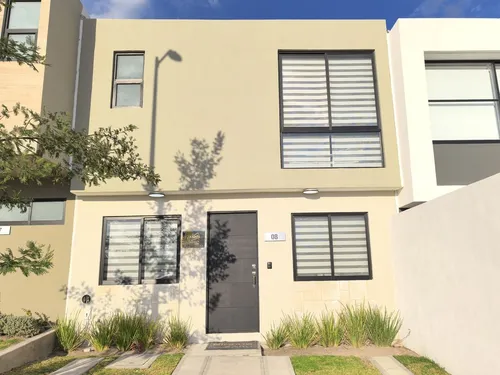 Casa Nueva En Zaru, Querétaro Moderno Con Recámara En Pb