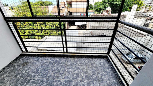 Venta Dpto 3 Amb Doble Balcon Caseros Norte