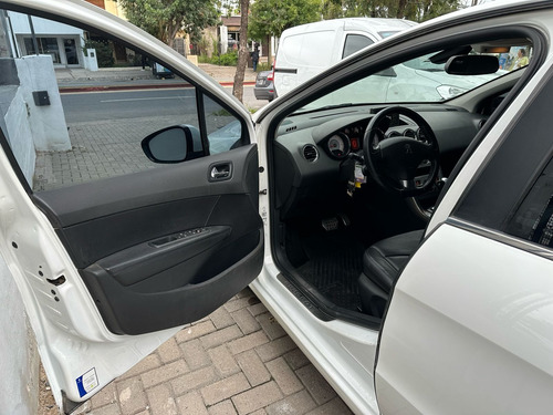 Peugeot 408 Sport At