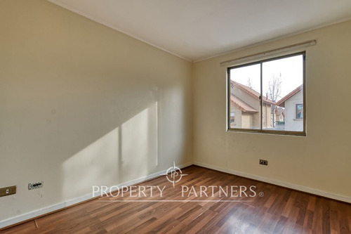 Oportunidad !! Venta De Casa En Condominio. Secto...