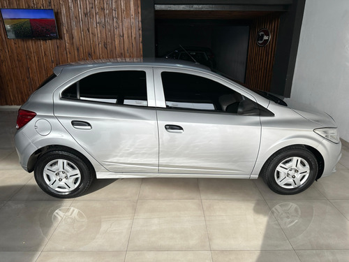 Chevrolet Onix 1.4 Joy Ls 98cv