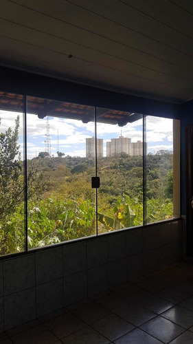 Imagem 6 de 9 de Casa Com 3 Quartos Sendo Uma Suíte, Porão E Garagem