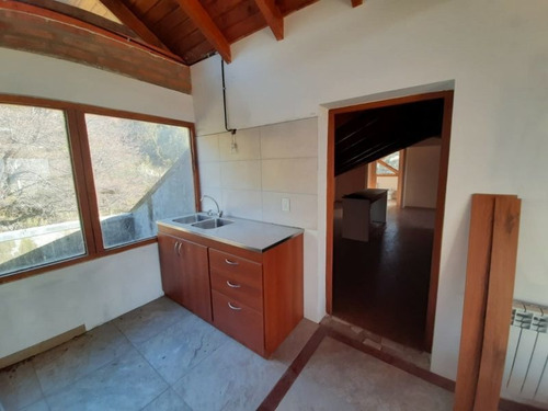 Imagen 17 de 17 de Ideal Hostel/hosteria 5 Dorm Vista Al Lago Jardin