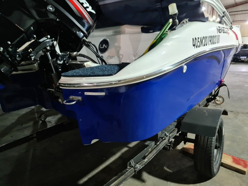 Imagem 12 de 14 de Lancha Newboats Super 155