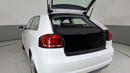 Audi A3 1.4 TFSI AMBIENTE PLUS S TRONIC