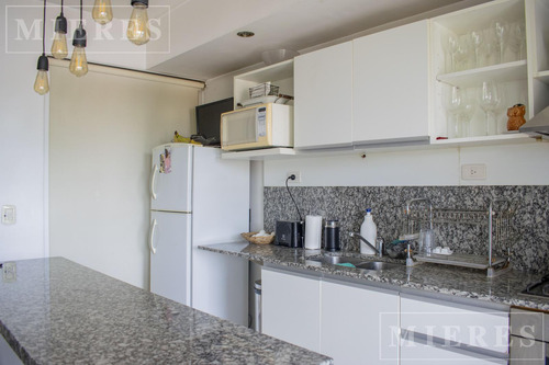Departamento De Tres Ambientes En Venta En Condominio Civis