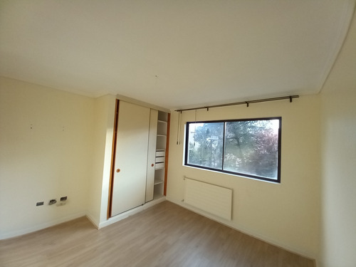 Imagen 18 de 28 de Vendo Amplísimo Departamento Remodelado