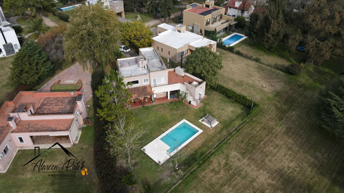 Venta De Casa De 4 Dormitorios En Barrio La Taquara, Cañuelas