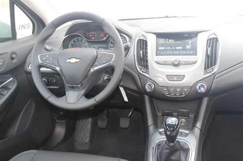 Imagen 16 de 16 de Chevrolet Cruze 5 Lt